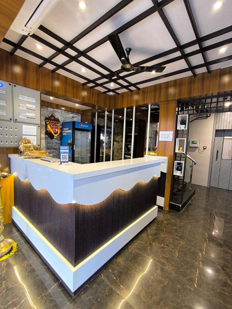 Sharan Residency Hotel Navi Mumbai Exterior photo