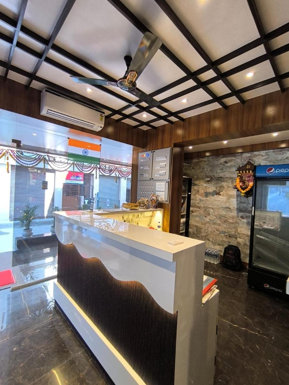 Sharan Residency Hotel Navi Mumbai Exterior photo